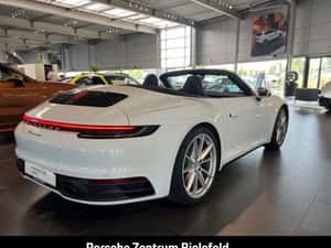 Porsche 911 Cabrio 2024 - Second hand — miniatura 2