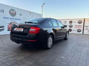Skoda Octavia 2013, 280.000 km, 8.500 EUR — miniatura 4