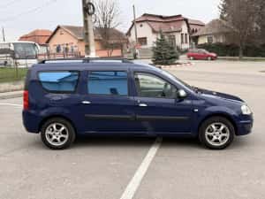 Dacia Logan MCV 1.5Dci Clima — miniatura 4