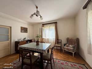 Apartament central cu 3 camere in Sinaia