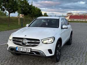 Mercedes GLC 200d 4MATIC, an 2019, stare foarte bună — miniatura 2