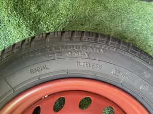 Roata rezerva originala Fiat 500 Lancia 4X98 cu anvelopa 135 80 13 — miniatura 5