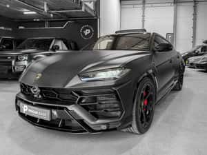 Lamborghini Urus Automată 650 HP Benzină