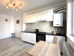 Apartament 2 camere, Floresti, zona BMW, str.Avram Iancu,parcare, balc — miniatura 5