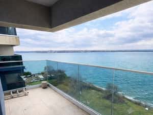 Apartament Premium 72 mp Mamaia Zona Rex Vedere Frontală Lac — miniatura 4