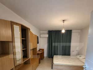 Garsoniera eficienta, mobilata, etaj 4/4 – Blascovici — miniatura 1