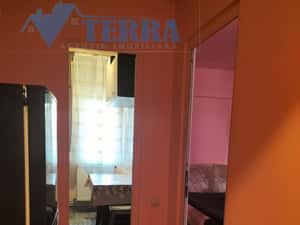 Închgiriez  garsonieră parter- zona Dispensar. — miniatura 6