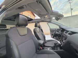 Skoda Octavia Ambition 1.6TDI 116cp DSG / Panorama / Piele / Bi-xenon LED / Distronic+ — miniatura 7