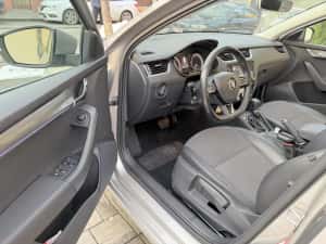 Skoda Octavia Ambition 1.6TDI 116cp DSG / Panorama / Piele / Bi-xenon LED / Distronic+ — miniatura 8