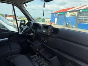 Renault Master Prelata 8pal 2023 — miniatura 2
