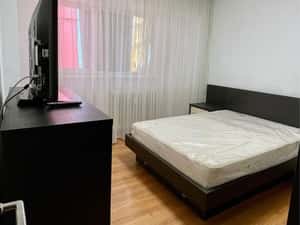 Inchiriez apartament 3 camere metrou Gorjului — miniatura 5