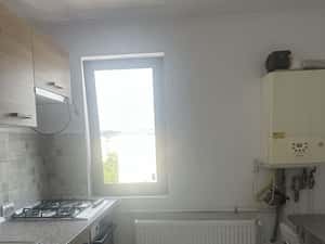 Câmpina - ap. 2 cam renovat/mobilat modern - 350 Euro/Luna — miniatura 3