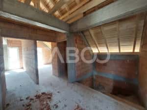 Casa de vanzare 147 mpu si 5 camere 434 mp teren Cristian Sibiu — miniatura 9