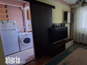 Inchiriez apartament 3camere SD rond 28  Alexandru cel Bun