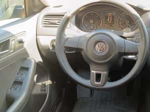 Vând VW Jetta Recent Adusa 1.6 Tdi cayc 236000km reali.2011 euro 5 (Passat,Golf,audi,polo) — miniatura 6