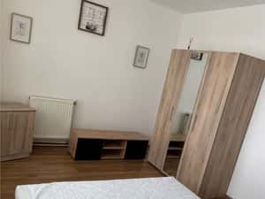 Zona Orizont, apartament 2 camere renovat — miniatura 3