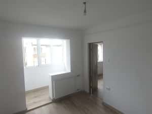 Proprietar, vand apartament 2 camere, tip X — miniatura 3