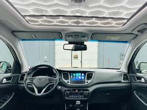 Hyundai TUCSON 1.7D E6 Manuală 116 HP Diesel - 2018 — miniatura 6