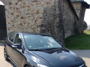 Vând Hyundai i30 1.6crdi 2011 recent înmatriculat Ro