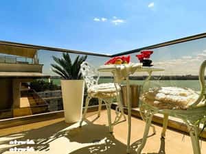 Apartament 3 camere in Solid Residence Mamaia, vedere la lac, parcare — miniatura 3