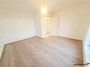 Vila superba cu 5 camere, intabulata 2025, P+E, toate utilitatile. — miniatura 6
