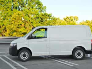 Volkswagen Transporter T5 2.0 TDI – 2010 | N1 | Înmatriculată România — miniatura 4