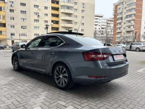 Skoda Superb  editie Laurin & klement /// inmatriculata /// — miniatura 2