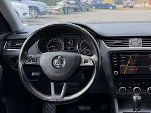 Skoda Octavia Automată 116 HP Diesel — miniatura 7