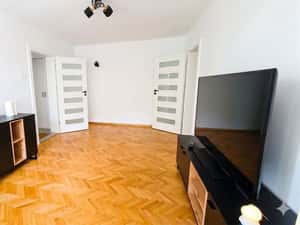 NOU! Prima închiriere - apartament 3 camere - metrou Iancului - Comisi