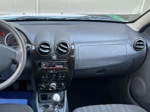Dacia Duster Manuală 107 HP Diesel — miniatura 5