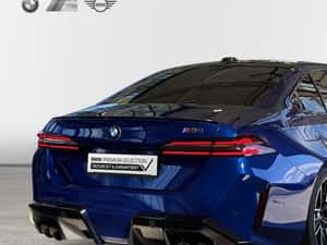 BMW M5 G90 Plug-in Hybrid &ndash; 727 CP