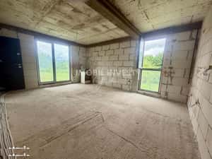 Apartament 3 camere  | 70 mp | 2 bai | Parcare | 75.000 Euro