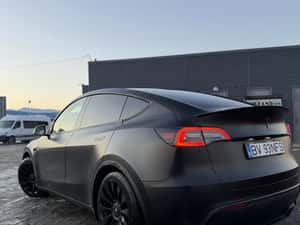 Vând Tesla Model Y Performance, Dual Motor AWD, prima înmatriculare 09.01.2023. — miniatura 3