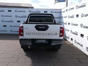 Toyota Hilux SUV Second-hand de vânzare — miniatura 4