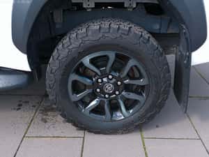 Toyota Hilux SUV Second-hand de vânzare — miniatura 7