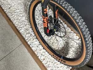 CU ACTE! Mondraker Crafty RR Fox 38 Kashima bicicleta Bosch CX e-bike — miniatura 7