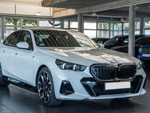 BMW 550e xDrive M Sport PRO — miniatura 2