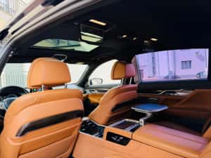 BMW SERIA 740D xD M Pack / Individual / Long / Parc Auto ! Variante-/+ — miniatura 3