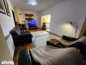De vanzare Apartament 4 camere, zona Caroline. — miniatura 5