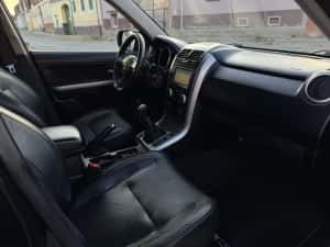 Suzuki Grand Vitara 2011 EURO 5 motor 1,9 diesel 129 cp. 4x4 la buton — miniatura 5