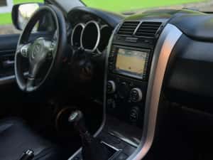 Suzuki Grand Vitara 2011 EURO 5 motor 1,9 diesel 129 cp. 4x4 la buton — miniatura 7