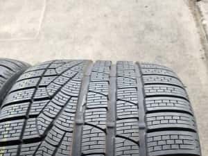 2 anvelope iarna ca si noi PIRELLI 295/30/20 dot 2019 pret per bucata — miniatura 2