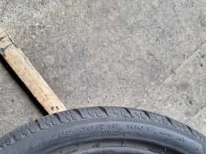 2 anvelope iarna ca si noi PIRELLI 295/30/20 dot 2019 pret per bucata — miniatura 4