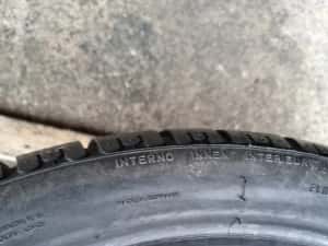 2 anvelope iarna ca si noi PIRELLI 295/30/20 dot 2019 pret per bucata — miniatura 7