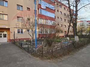 Apartament 3 camere, 2 băi, 2 parcări de vânzare zona Avantgarden 2 — miniatura 5