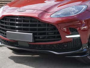Aston Martin DBX Automată 707 HP Benzină — miniatura 3