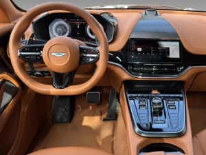 Aston Martin DBX Automată 707 HP Benzină — miniatura 4