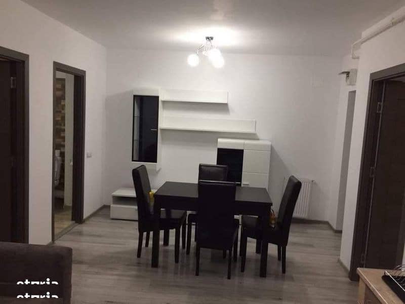 PF vand ap 3 camere — fotografie 1 din 6