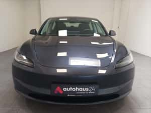 Tesla Model 3 Berlină 256 CP Electric