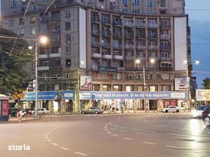 Piața Romană nr. 9 (Blocul cu Coloane) vedere centrală — miniatura 5